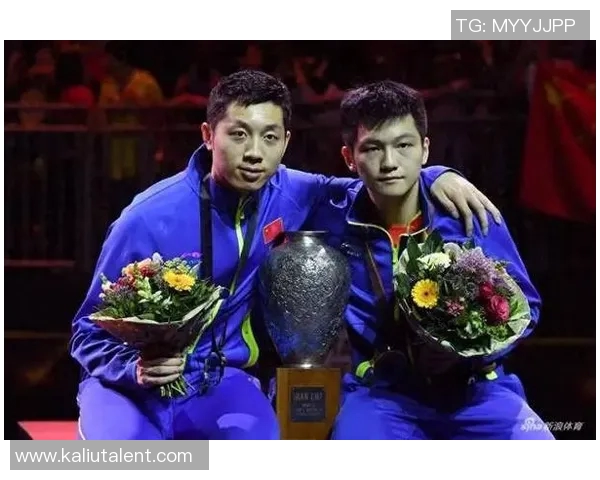 霍村与利物浦激战成平局双方表现引发球迷热议